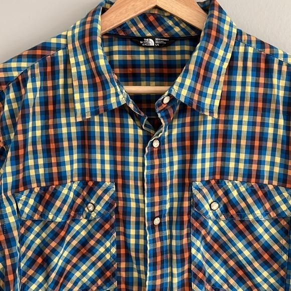 The North Face Men’s Pearl Button Western Style Outdoor Button Up Size Large - Picture 4 of 9